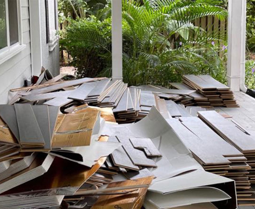 2-000-square-feet-of-flooring-removal-g-i-haul-tampa-bay