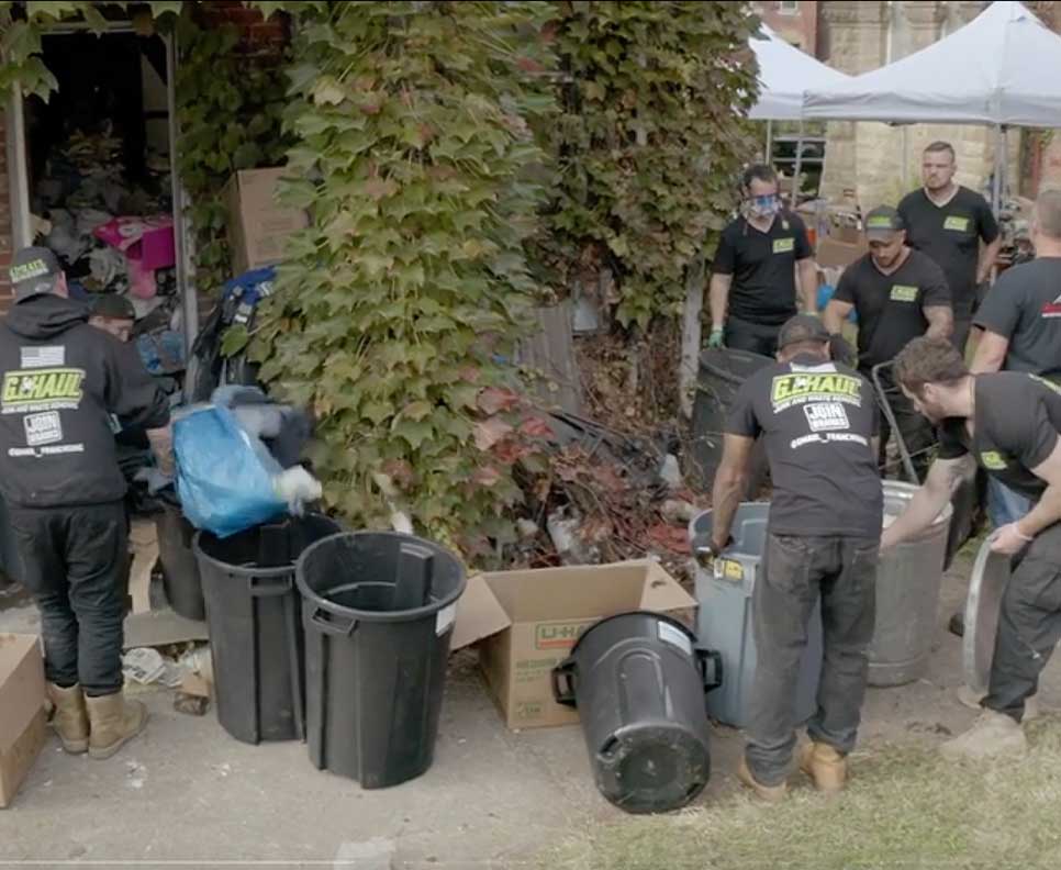 gihaul junk removal crew cleaning hoarder home